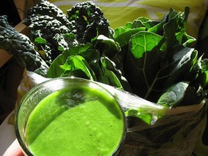 THE HUGELY GREEN SMOOTHIE