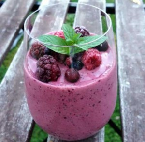 Berry-Christmas-Smoothie-Small